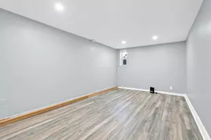 252 E 45th St, New York City, NY 11203 - Photo 33