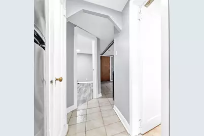 252 E 45th Street, New York City, NY 11203 - Photo 27