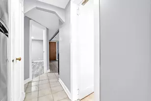 252 E 45th St, New York City, NY 11203 - Photo 27
