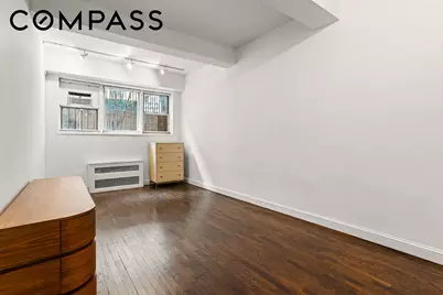 180 Thompson Street #LE, New York City, NY 10012 - Photo 3