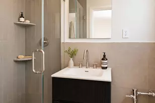 415 Beverley Rd, New York City, NY 11218 - Photo 15