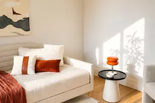415 Beverley Rd, New York City, NY 11218 - Photo 17