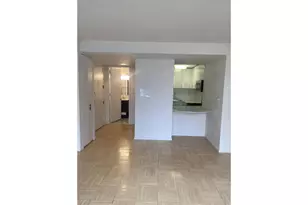 236 E 47th St, New York City, NY 10017 - Photo 11