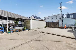 1269 E 94th St, New York City, NY 11236 - Photo 11