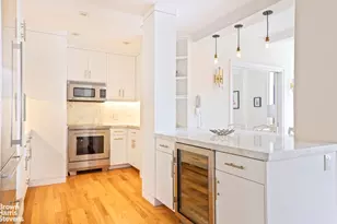 20 W 72nd St, New York City, NY 10023 - Photo 5