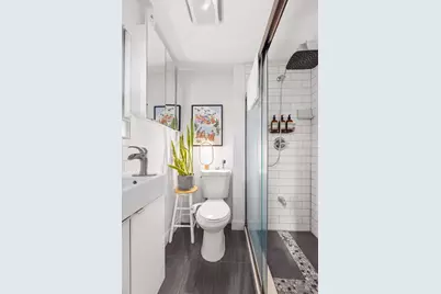 354 Montauk Avenue, New York City, NY 11208 - Photo 5