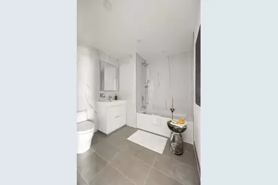 379 Ocean Parkway #7B, New York City, NY 11218 - Photo 19