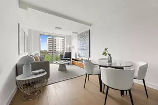 379 Ocean Pkwy, New York City, NY 11218 - Photo 3