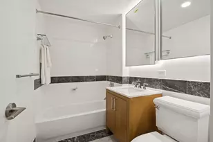425 Main St, New York City, NY 10044 - Photo 7