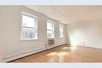 317 E 119th Street #PENTHOUSE, New York, NY 10035 - Photo 3