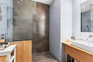 420 W 25th St, New York City, NY 10001 - Photo 5
