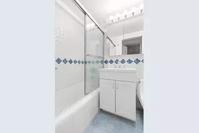333 E 46th Street #6H, New York City, NY 10017 - Photo 11