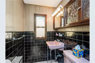 6003 Tyndall Avenue, New York City, NY 10471 - Photo 11