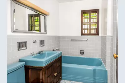 6003 Tyndall Avenue, New York City, NY 10471 - Photo 9