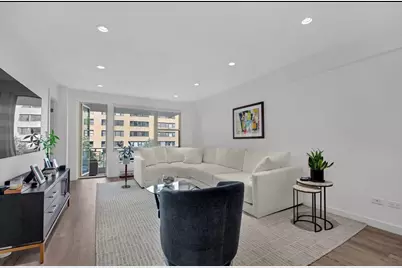 40 E 9th Street #3G, New York City, NY 10003 - Photo 3