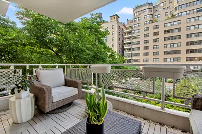 40 E 9th Street #3G, New York City, NY 10003 - Photo 13