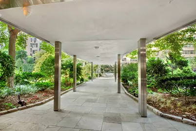 40 E 9th Street #3G, New York City, NY 10003 - Photo 15