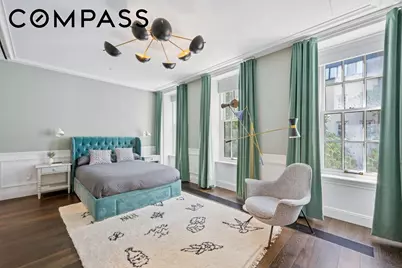 241 E 48th Street, New York City, NY 10017 - Photo 19