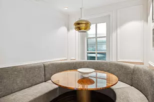 241 E 48th St, New York City, NY 10017 - Photo 7