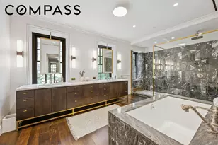 241 E 48th St, New York City, NY 10017 - Photo 15