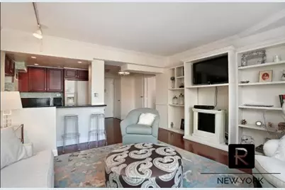 210 E 36th Street #PH-C, New York, NY 10016 - Photo 3