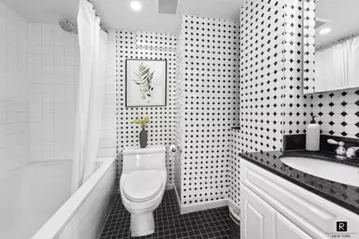 210 E 36th Street #PH-C, New York, NY 10016 - Photo 7