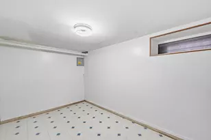 2019 Avenue R, Brooklyn, NY 11229 - Photo 17