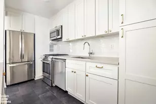 345 E 52nd St, New York City, NY 10022 - Photo 3