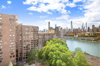 555 Main Street #1308, New York City, NY 10044 - Photo 3