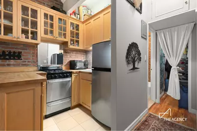 227 E 87th Street #3B, New York City, NY 10128 - Photo 3