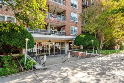 60-11 Broadway #4N, New York City, NY 11377 - Photo 13