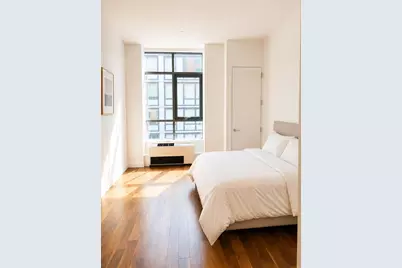 2-17 51st Avenue #319, New York City, NY 11101 - Photo 5