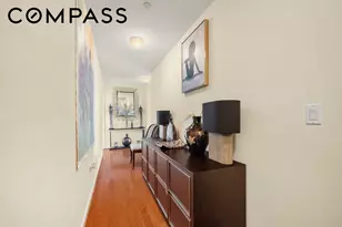 425 Main St, New York, NY 10044 - Photo 13