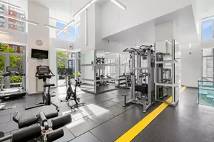 310 W 52nd St, New York City, NY 10019 - Photo 11