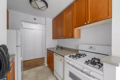 4-74 48th Avenue #9-N, New York City, NY 11109 - Photo 9