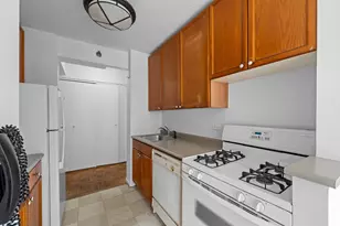 4-74 48th Ave, New York City, NY 11109 - Photo 9