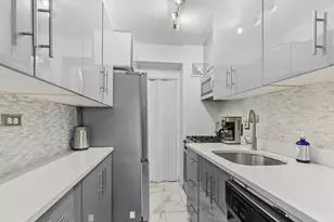 225 Adams St, New York City, NY 11201 - Photo 1