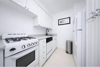 301 E 45th Street #9A, New York, NY 10017 - Photo 13