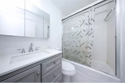 301 E 45th Street #9A, New York, NY 10017 - Photo 9