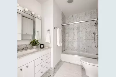 303 E 43rd Street #25B, New York City, NY 10017 - Photo 7