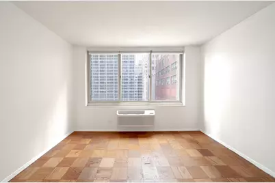 333 E 45th Street #8B, New York City, NY 10017 - Photo 3
