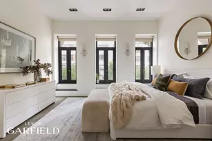 310 E 69th St, New York City, NY 10021 - Photo 9