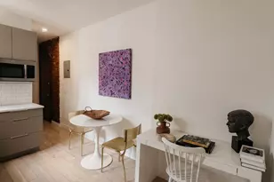 124 Thompson St, New York City, NY 10012 - Photo 5