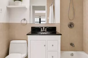 210 E 36th St, New York City, NY 10016 - Photo 5