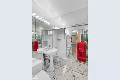 114 E 72nd Street #9C, New York City, NY 10021 - Photo 13