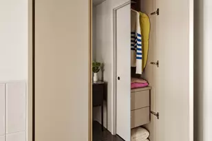 547 W 47th St, New York City, NY 10036 - Photo 7
