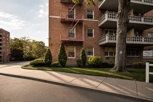 84-39 153rd Ave, Howard Beach, NY 11414 - Photo 11