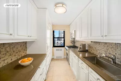233 E 69th Street #14K, New York City, NY 10021 - Photo 7