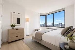1735 York Ave, New York City, NY 10128 - Photo 5