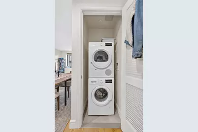 25-21 43rd Avenue #302, New York City, NY 11101 - Photo 7